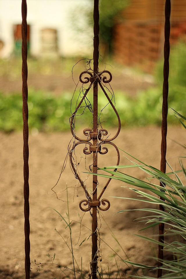 Gate wrought old