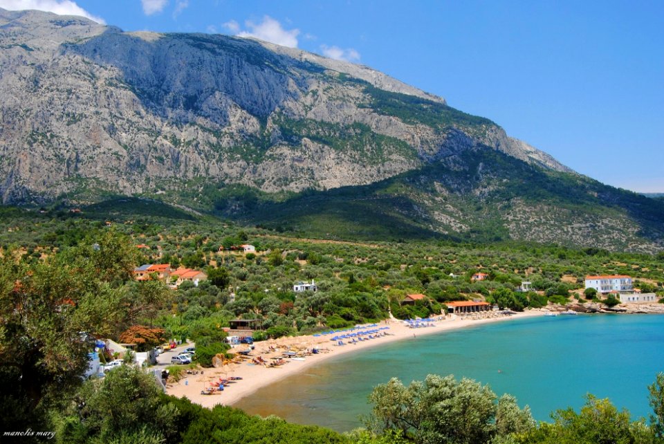 Limnionas by Manolis Marg