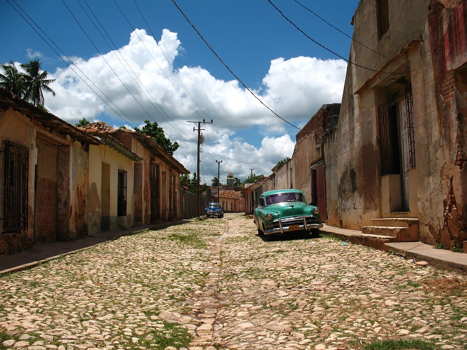 Street travel old car