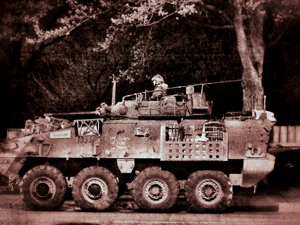 Flooding Montreal - Army