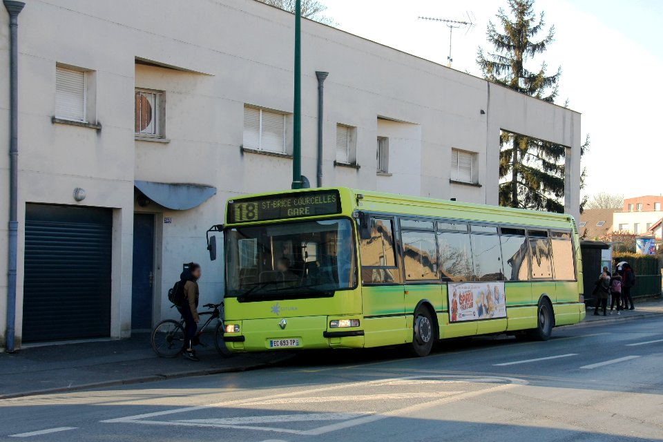 CITURA / Courriers de l'Aube - RVI Agora S n°228 - Ligne 18