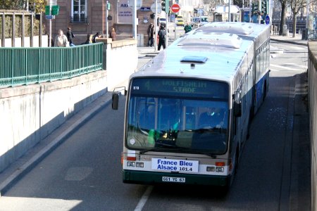 CTS - Van Hool AG 300 n°570 - Ligne 4