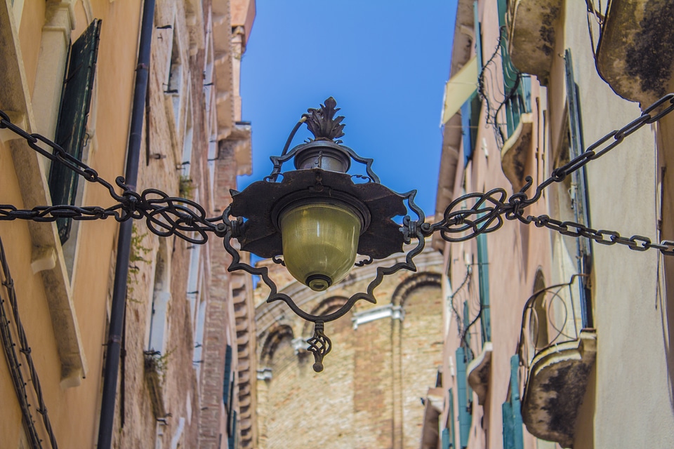 Venice street streetlight