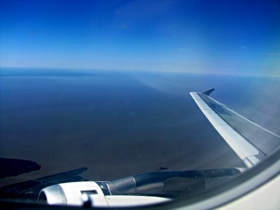 Sobrevolando el Río de la Plata