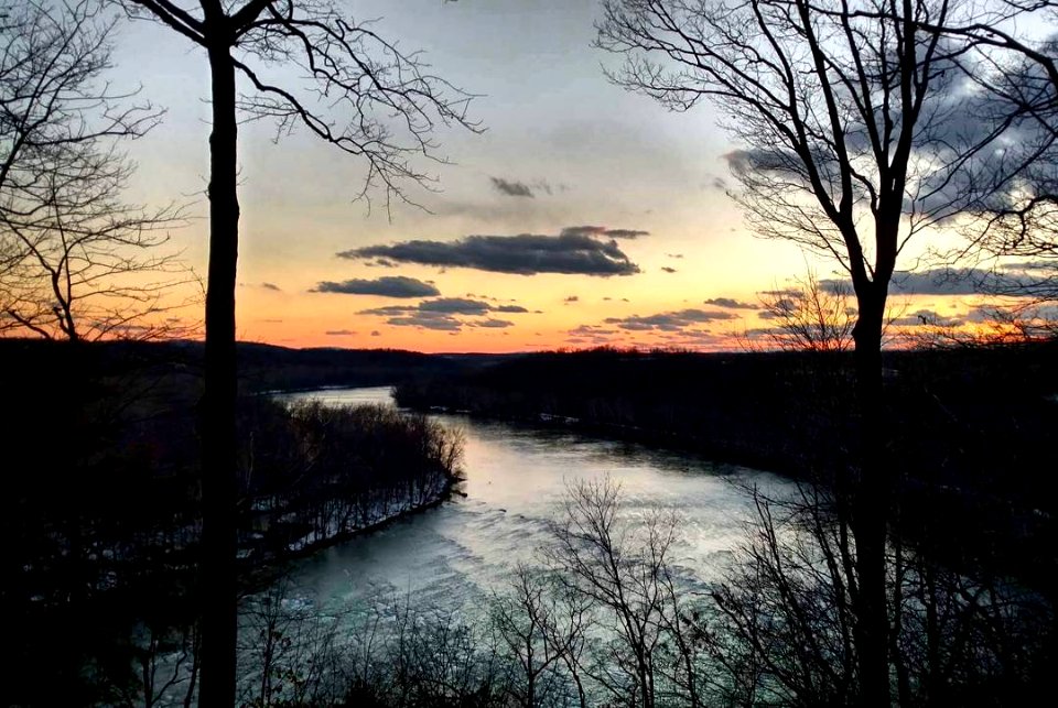 Sunset on the Shenandoah River tonight.   (NPS Volunteer Photo/G. Hammer, from Murphy Farm overlook)