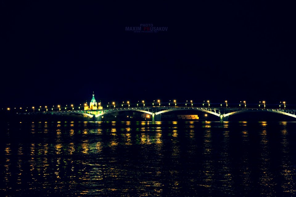 Канавинский мост и Стрелка ночью