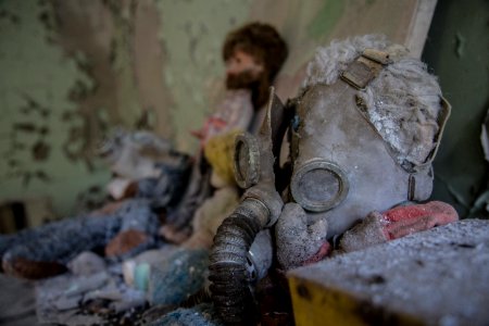 Town still healing 30 years after the Chernobyl disaster photo