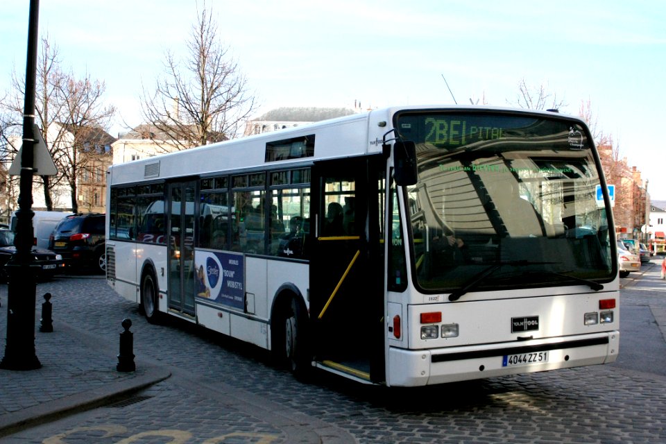 Mouveo - Van Hool A 320 n°2122 - Ligne 2