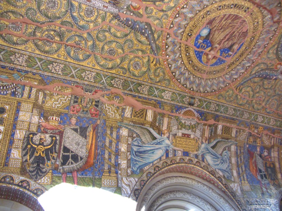 Eingangshalle mit Deckenmosaik - Kaiser-Wilhelm-Gedächtniskirche - Charlottenburg - Berlin