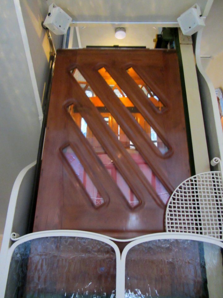 Ascensor de la Casa Batlló - Passeig de Gràcia, 43 - Barcelona