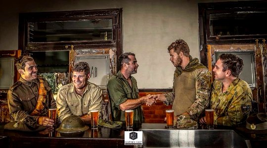 AUSSIE DIGGERS 1915   2015. AT THE PUB.