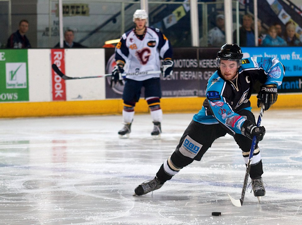 Playoff Final - Guildford Flames vs Milton Keynes Lightning