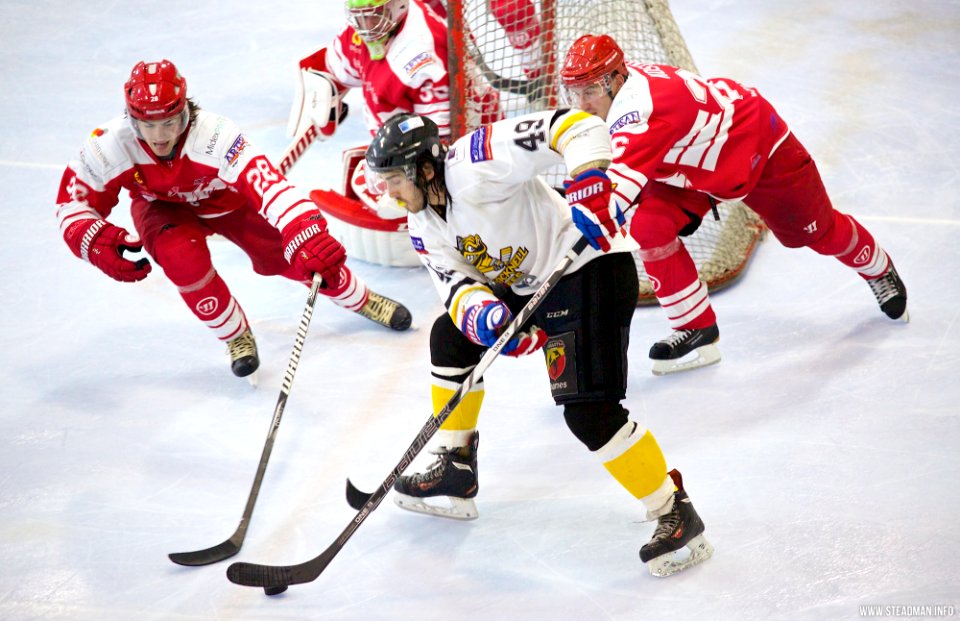 Bracknell Bees Vs Swindon Wildcats