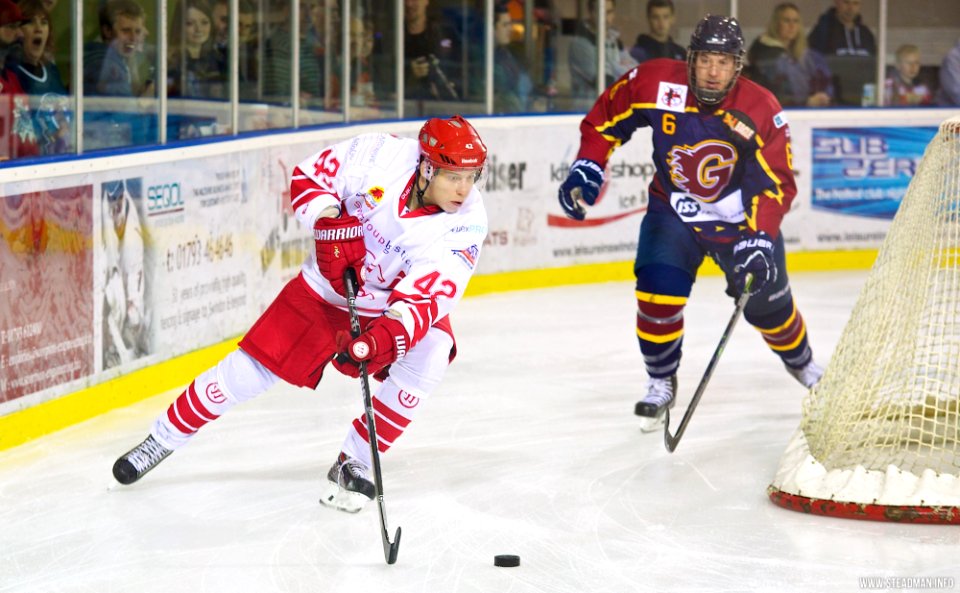 Ice Hockey - Guildford Flames At Swindon Wildcats