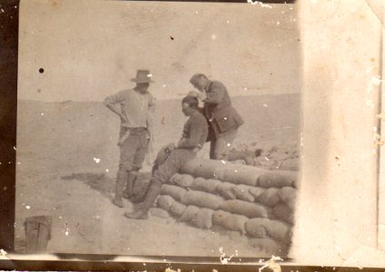 Haircut or De-lousing at Zeitoun in Egypt, 1915 or early 1916 photo