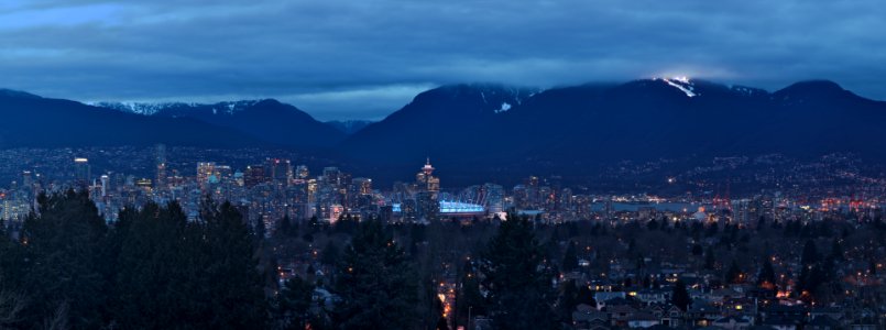 Downtown Vancouver (Huge pano from Queen Elizabeth Park) photo