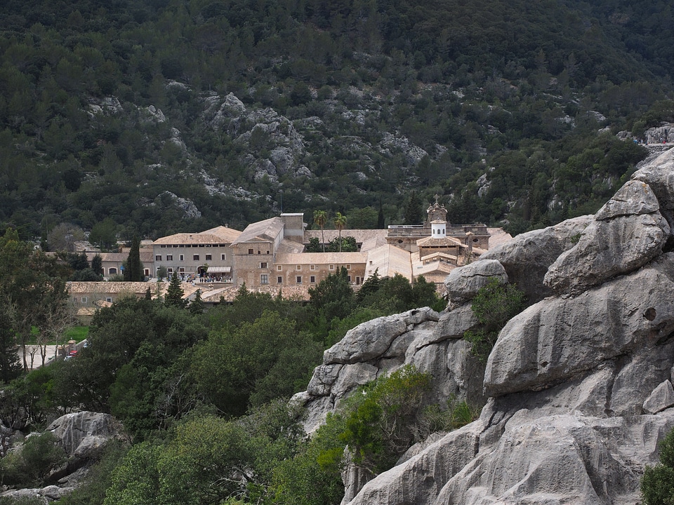 Santuario de santa maria de lluc santuari santa maria