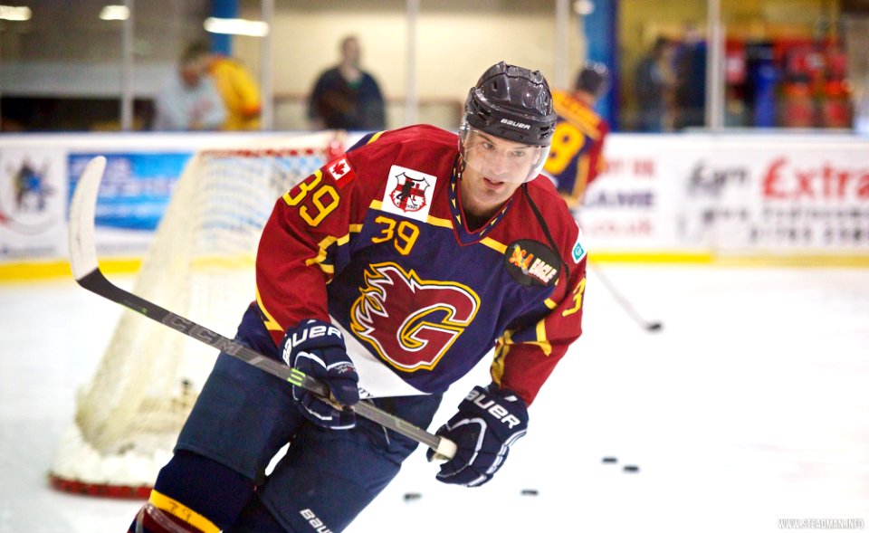 Ice Hockey - Guildford Flames At Swindon Wildcats