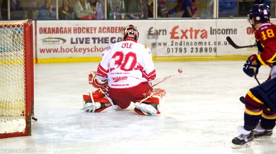 Ice Hockey - Guildford Flames At Swindon Wildcats