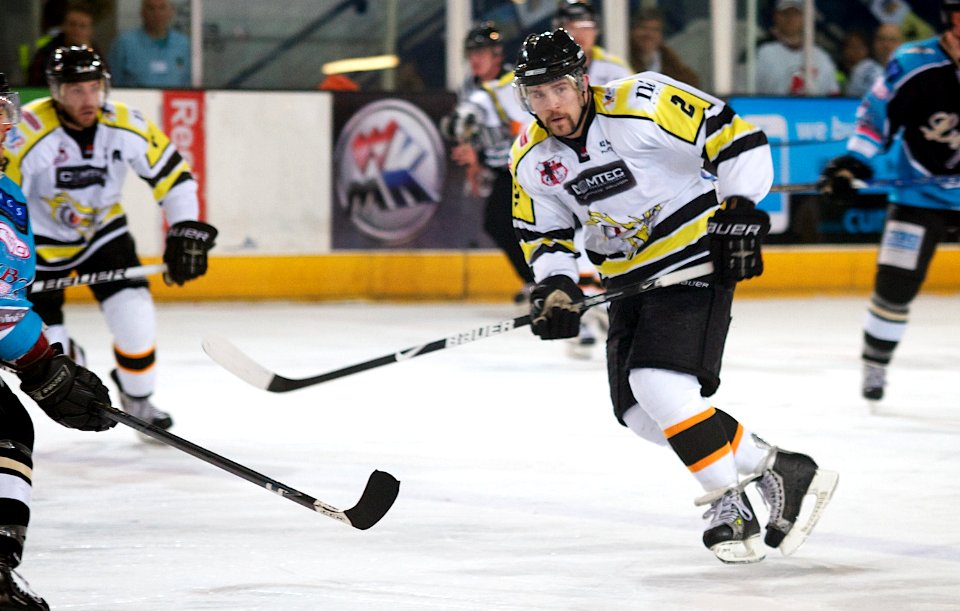Playoff Semi-final - Milton Keynes Lightning Vs Manchester Pheonix