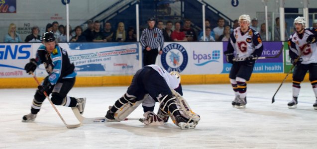 Playoff Final - Guildford Flames vs Milton Keynes Lightning
