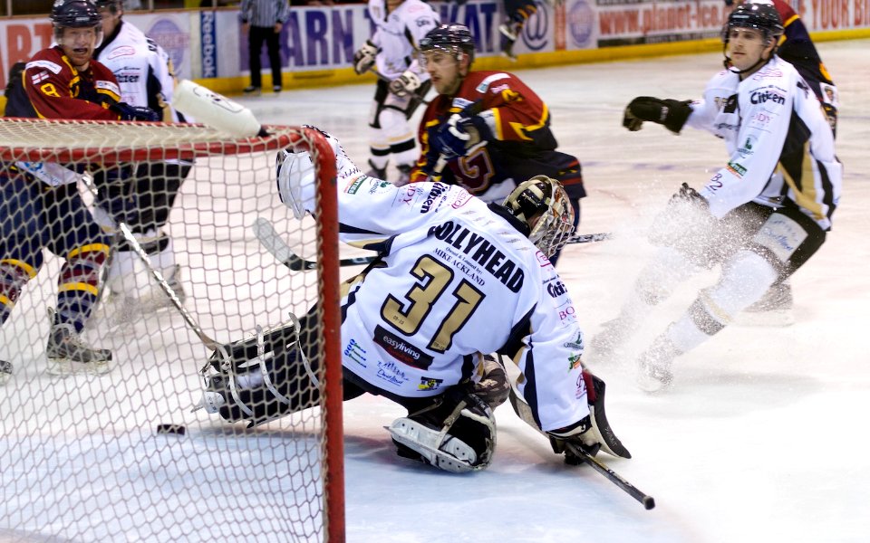 Cup Final - Guildford Flames Vs Milton Keynes Lightning