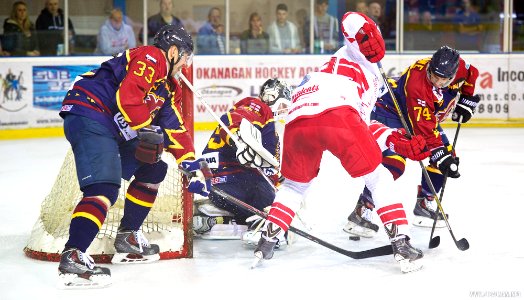 Ice Hockey - Guildford Flames At Swindon Wildcats