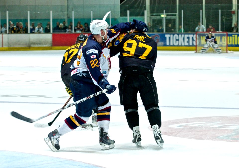 Guildford Flames Vs Bracknell Bees