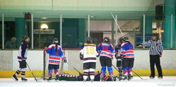 Ice Hockey - Guildford Lightning Vs Solihull Vixens