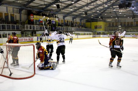 Guildford Flames At Milton Keynes Lightning