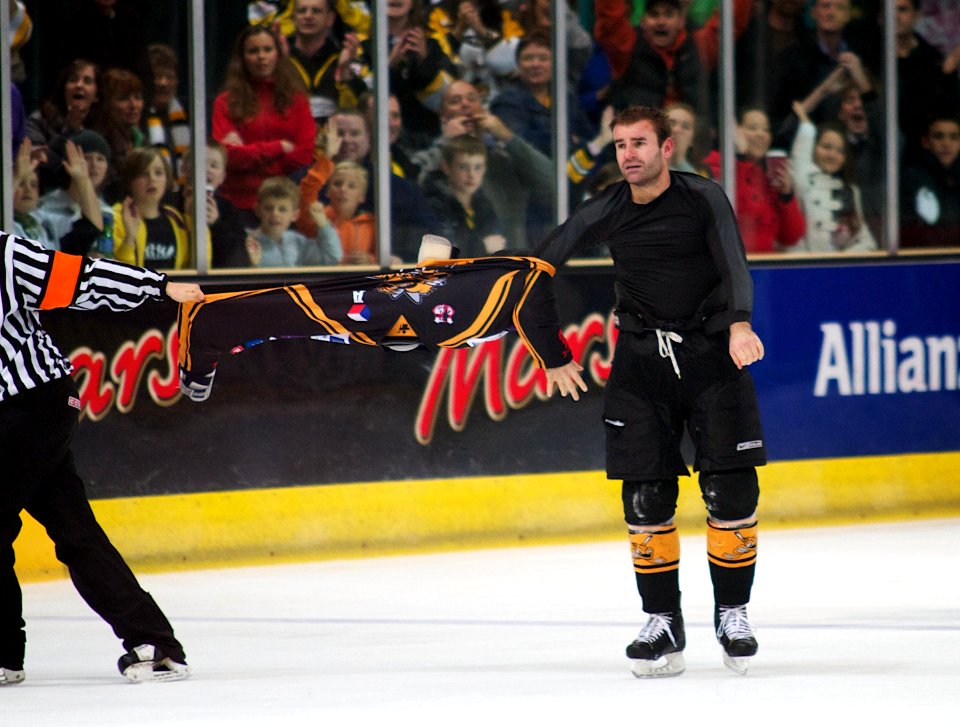 Guildford Flames Vs Bracknell Bees