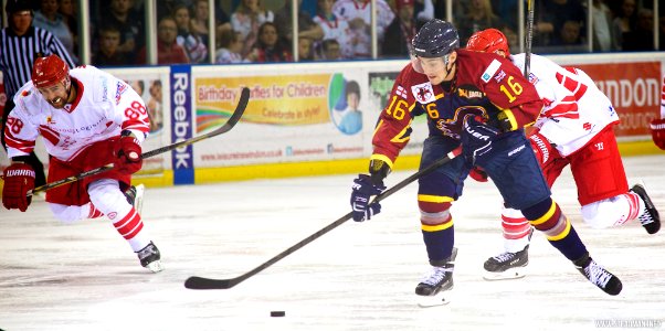 Ice Hockey - Guildford Flames At Swindon Wildcats