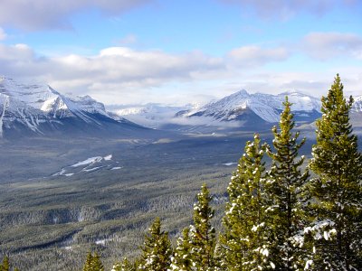 Lake Louise photo