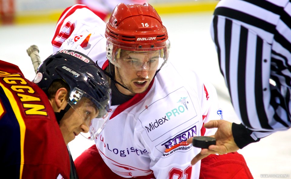 Ice Hockey - Guildford Flames At Swindon Wildcats