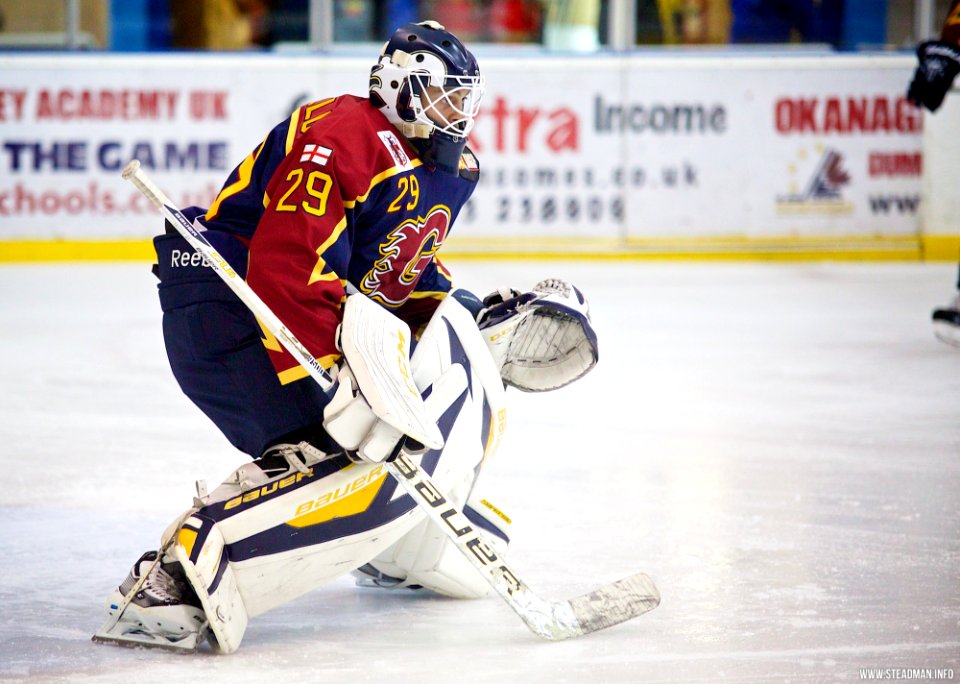 Ice Hockey - Guildford Flames At Swindon Wildcats
