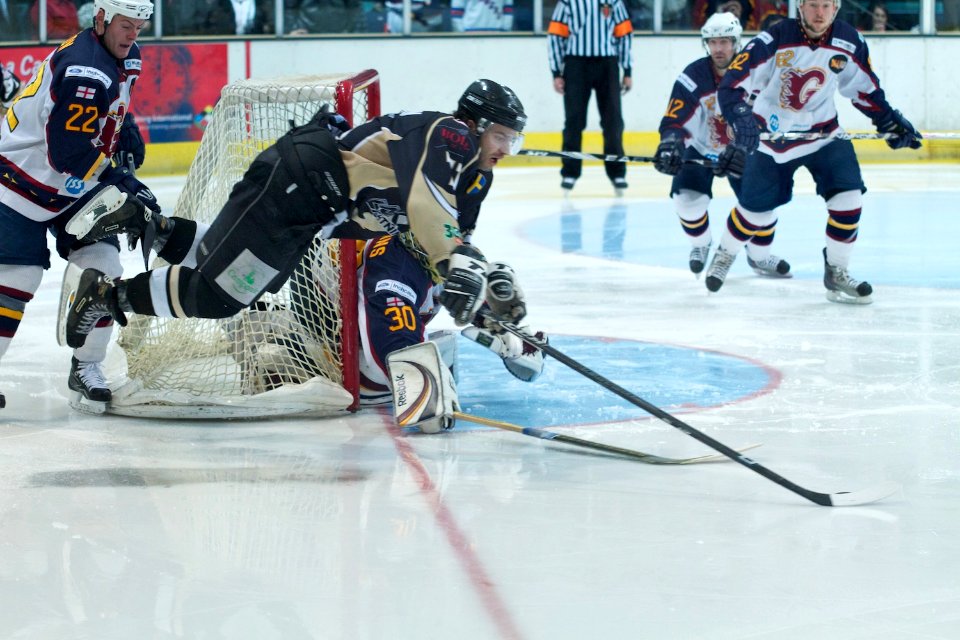 Guildford Flames vs Milton Keynes Lightning