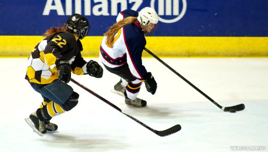 Guildford Lightning Vs Bracknell Queen Bees