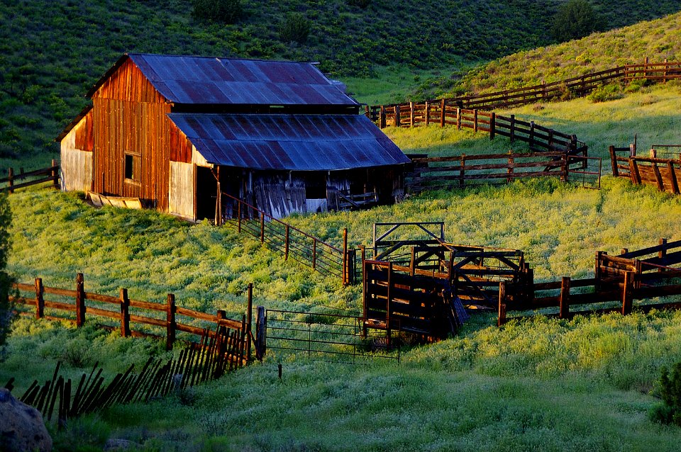 BARN ALONG CALIENTE RD -2