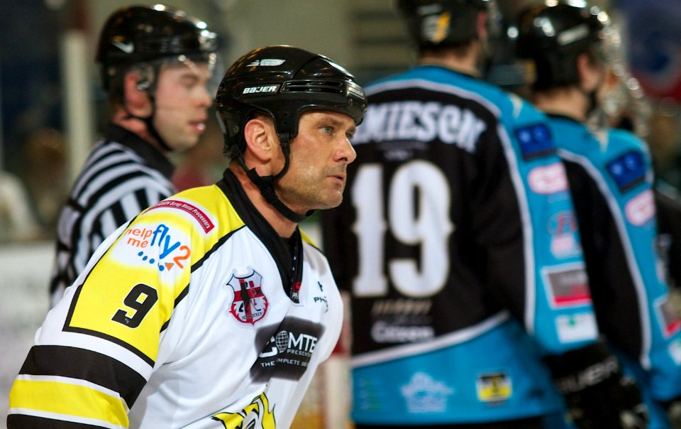 Playoff Semi-final - Milton Keynes Lightning Vs Manchester Pheonix