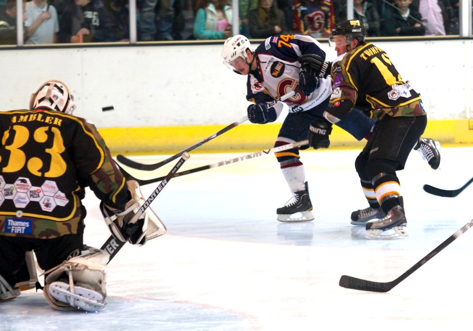 Guildford Flames Vs Bracknell Bees