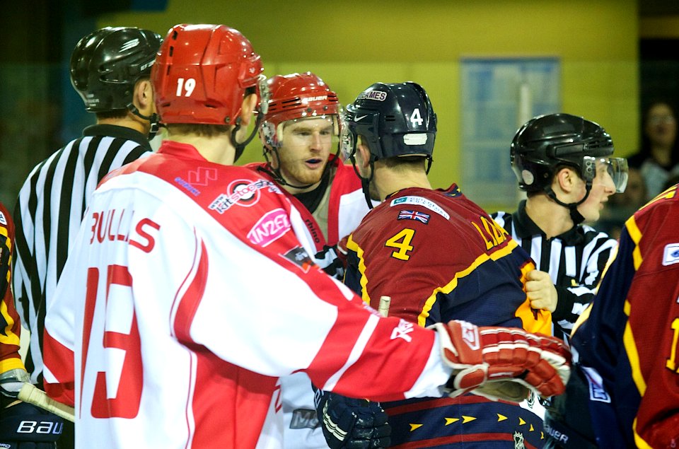 EPL Playoffs - Guildford Flames At Swindon Wildcats