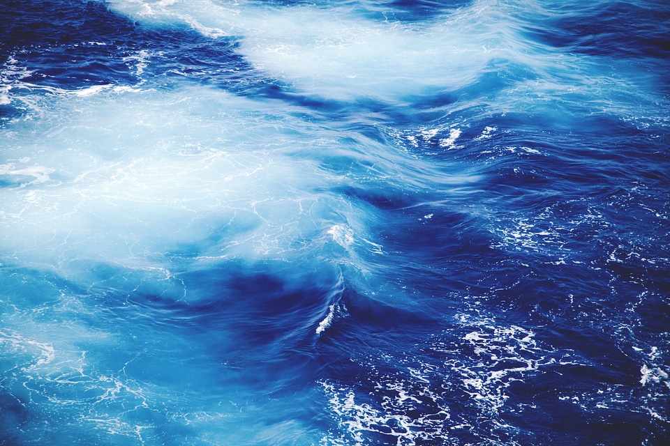 Splashing splash motion