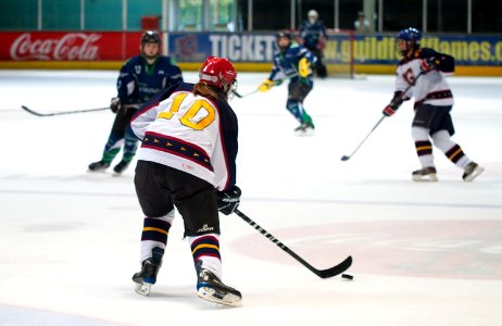 Guildford Lightning Vs Hull Kingston Diamonds photo