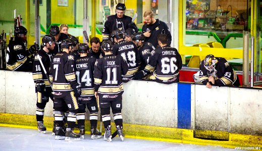 Ice Hockey - Bracknell Bees Vs Milton Keynes Lightning