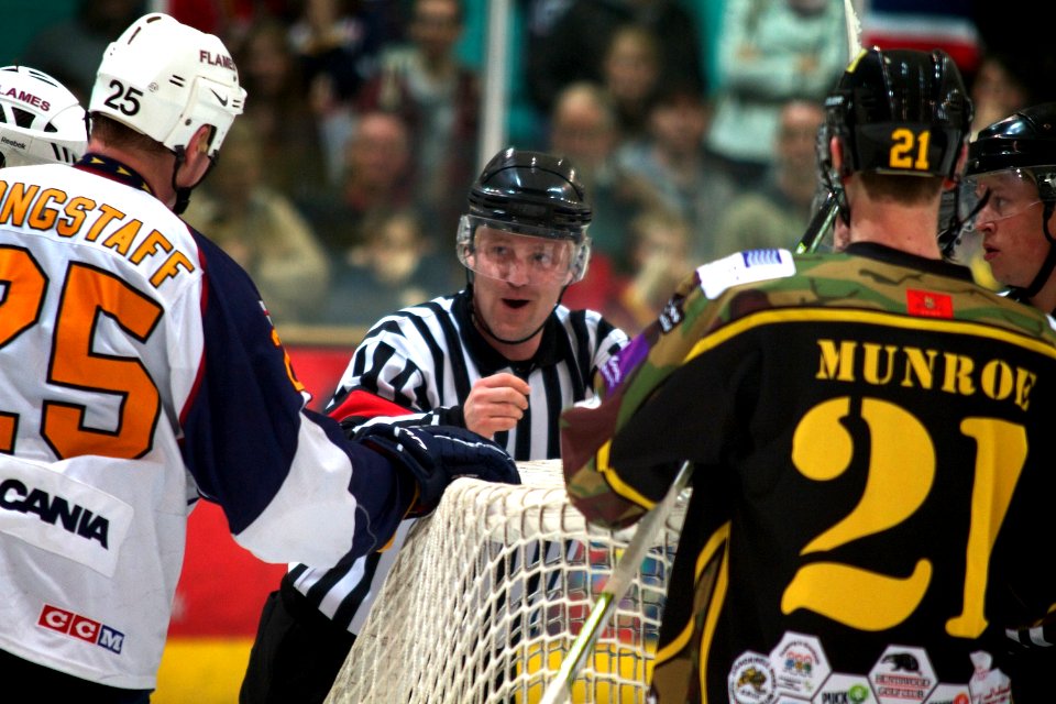 Guildford Flames Vs Bracknell Bees