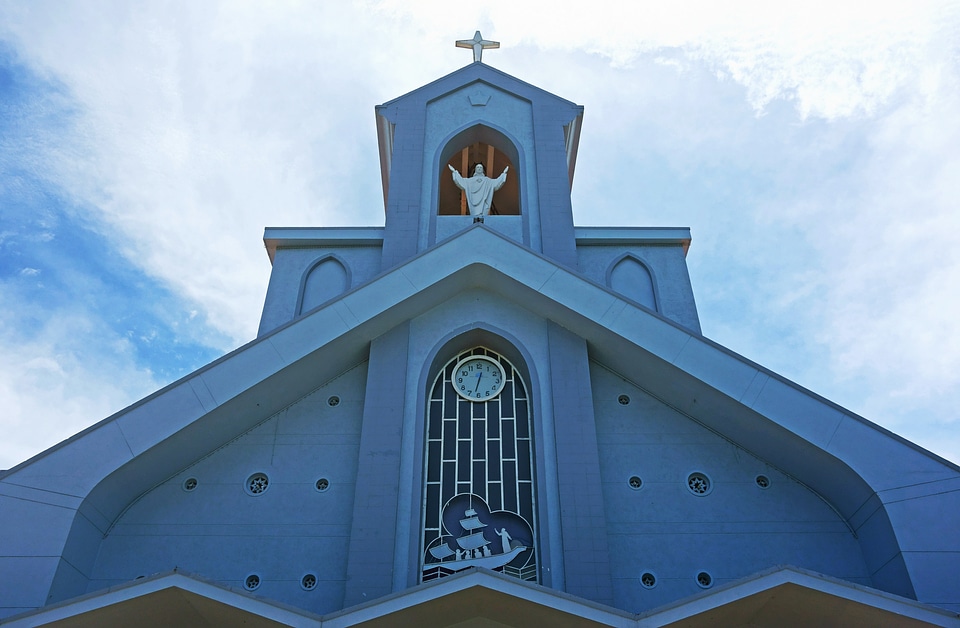 Exterior cross christian