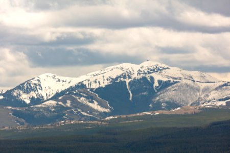 Mt. Washburn and fire lookout from the Buffalo Plateau Trail