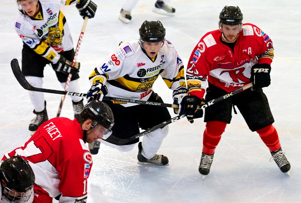 Bracknell Hornets Vs Wightlink Raiders