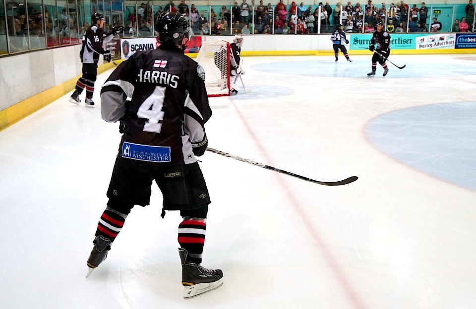 Guildford Flames Vs Basingstoke Bison