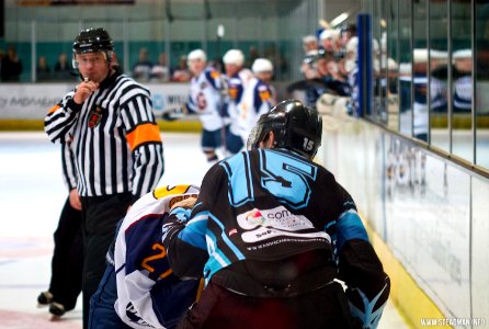 Guildford Flames Vs Manchester Phoenix